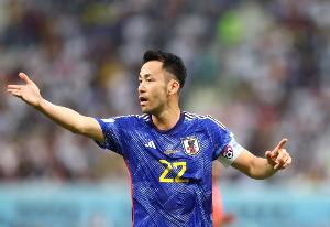 日媒：前日本隊(duì)長(zhǎng)吉田麻也將以“支援球員”身份，與日本隊(duì)會(huì)合配圖