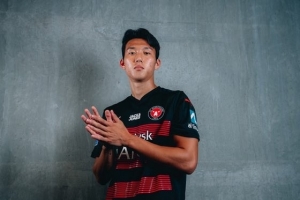 記者：英格蘭和德國(guó)多家俱樂(lè)部有意韓國(guó)23歲后衛(wèi)李韓汎配圖